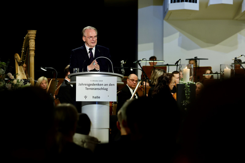 Ministerpräsident Dr. Reiner Haseloff während seiner Rede in der Ulrichskirche Halle.